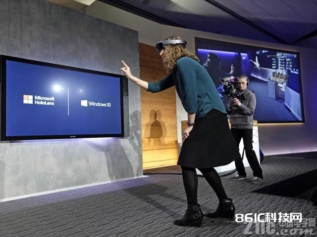微软HoloLens潜力无限 将从头界说个人电脑