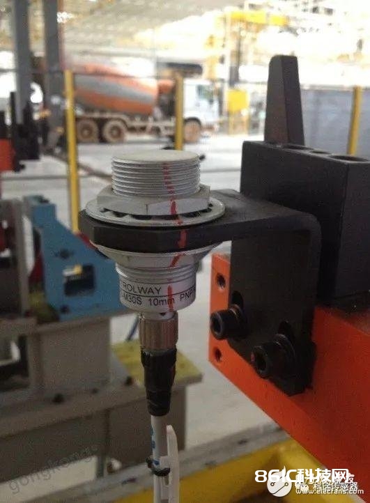 科瑞防磁防焊电感传感器在焊装车间中的使用解析