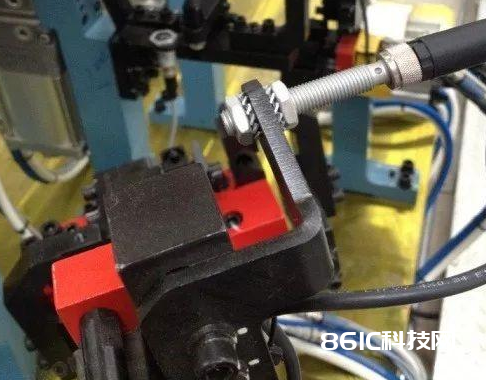 科瑞防磁防焊电感传感器在焊装车间中的使用解析